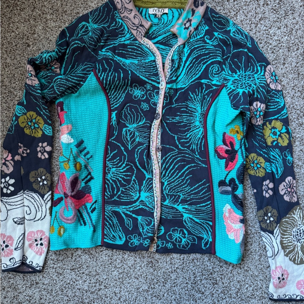 IVKO Bright Multicolor Floral sweater - Picture 9 of 9